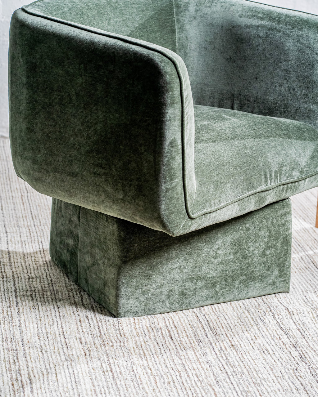 Chloe Swivel Occasional Chair Olive