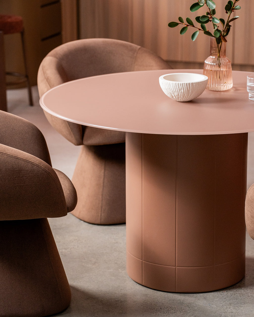 Rimini Dining Table Matte Chestnut - image 22
