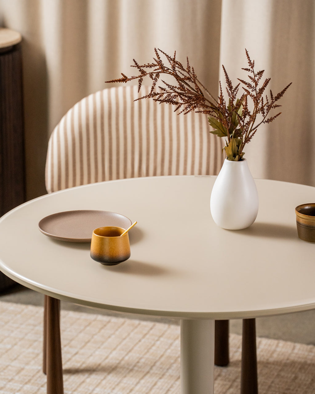 Positano Dining Table Matte Tofu - image 7
