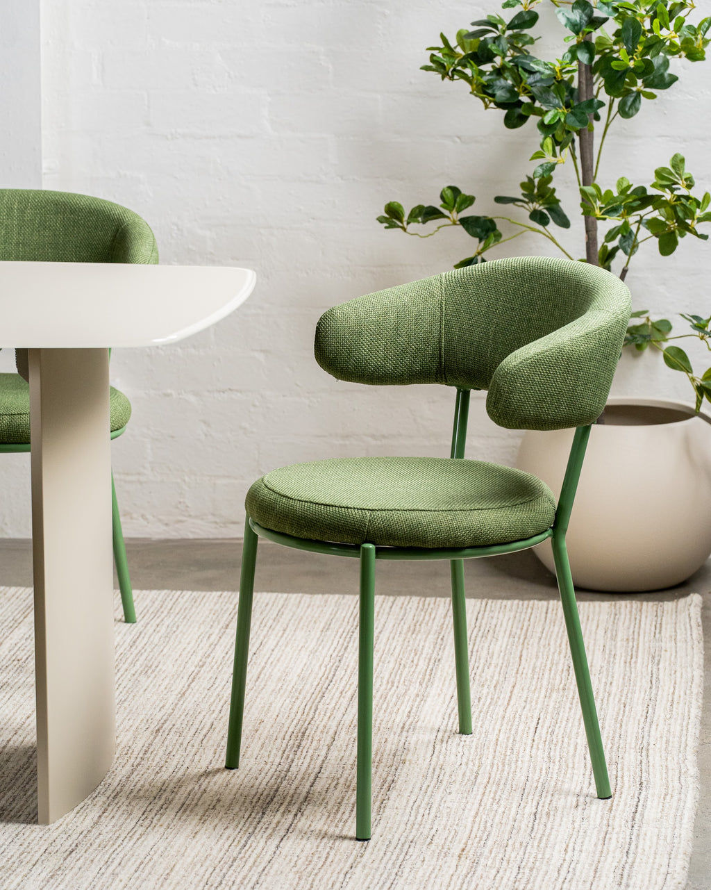 Vardo Dining Table Matte Tofu - image 8