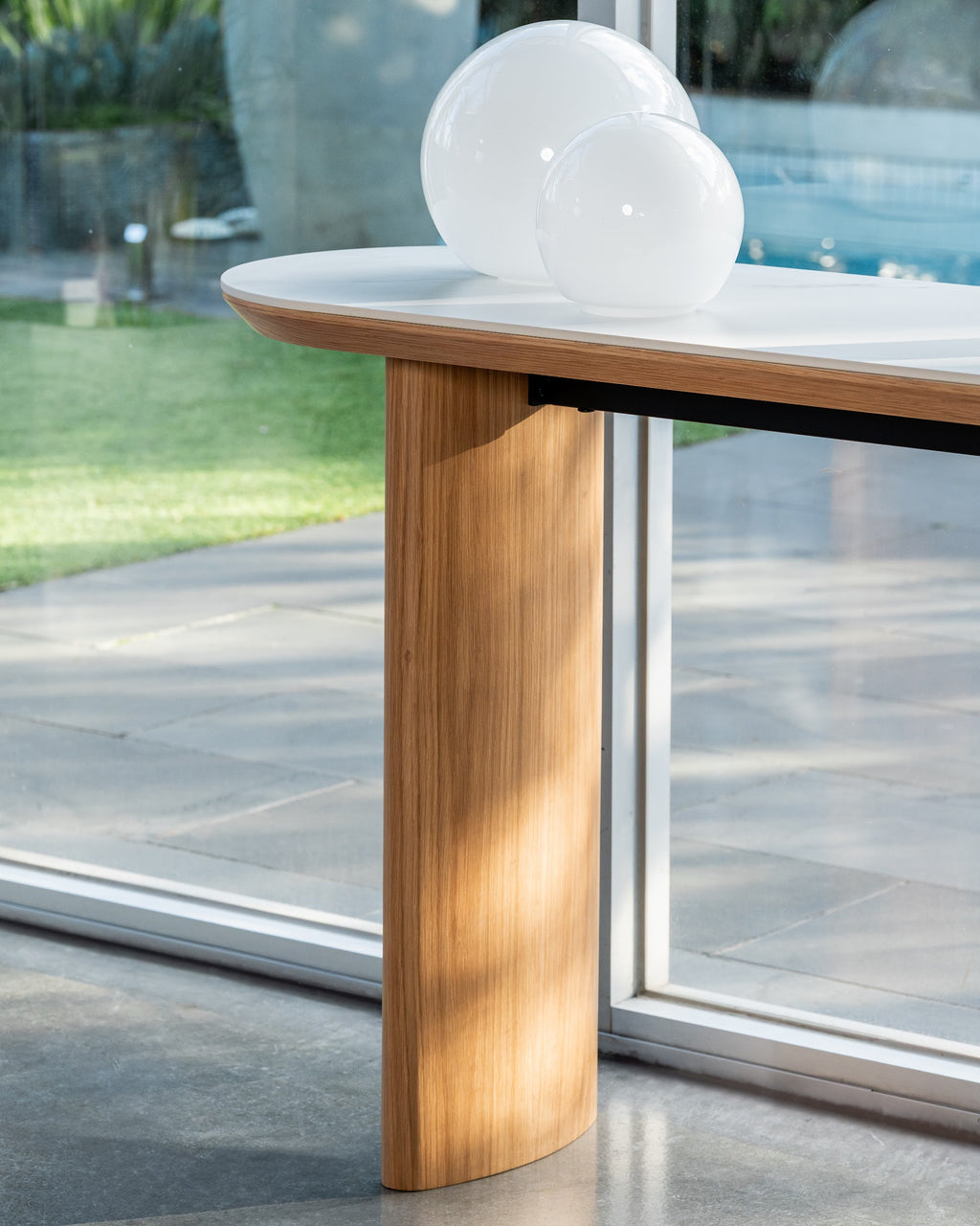 Lucerne Console Table Natural With Ceramic - image 4
