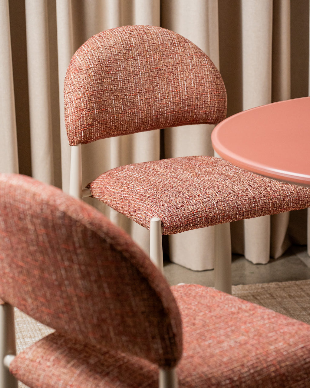 Positano Dining Table Matte Dusty Rose - image 15