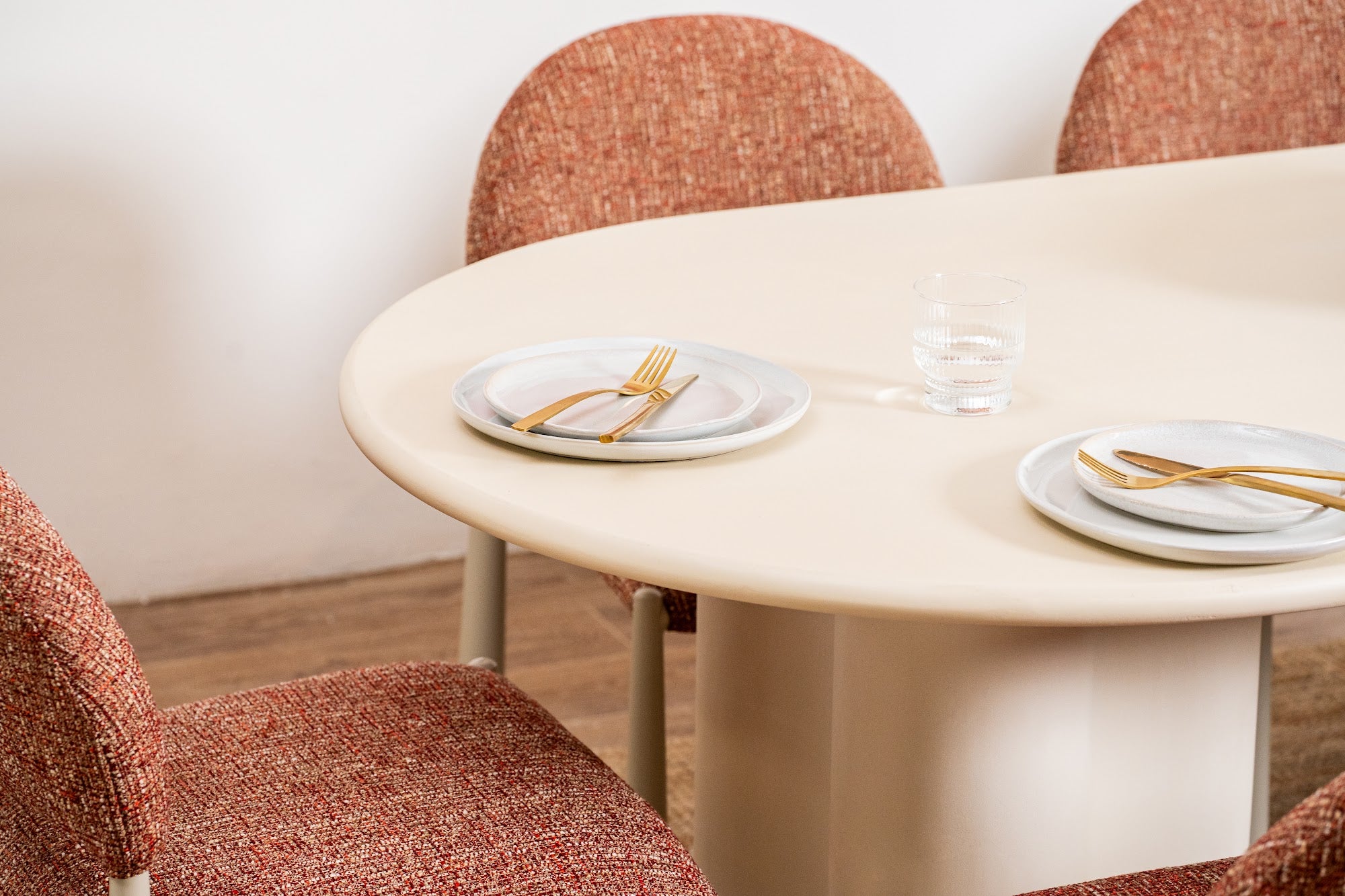 Coastal Dining Table Pebble - image 30