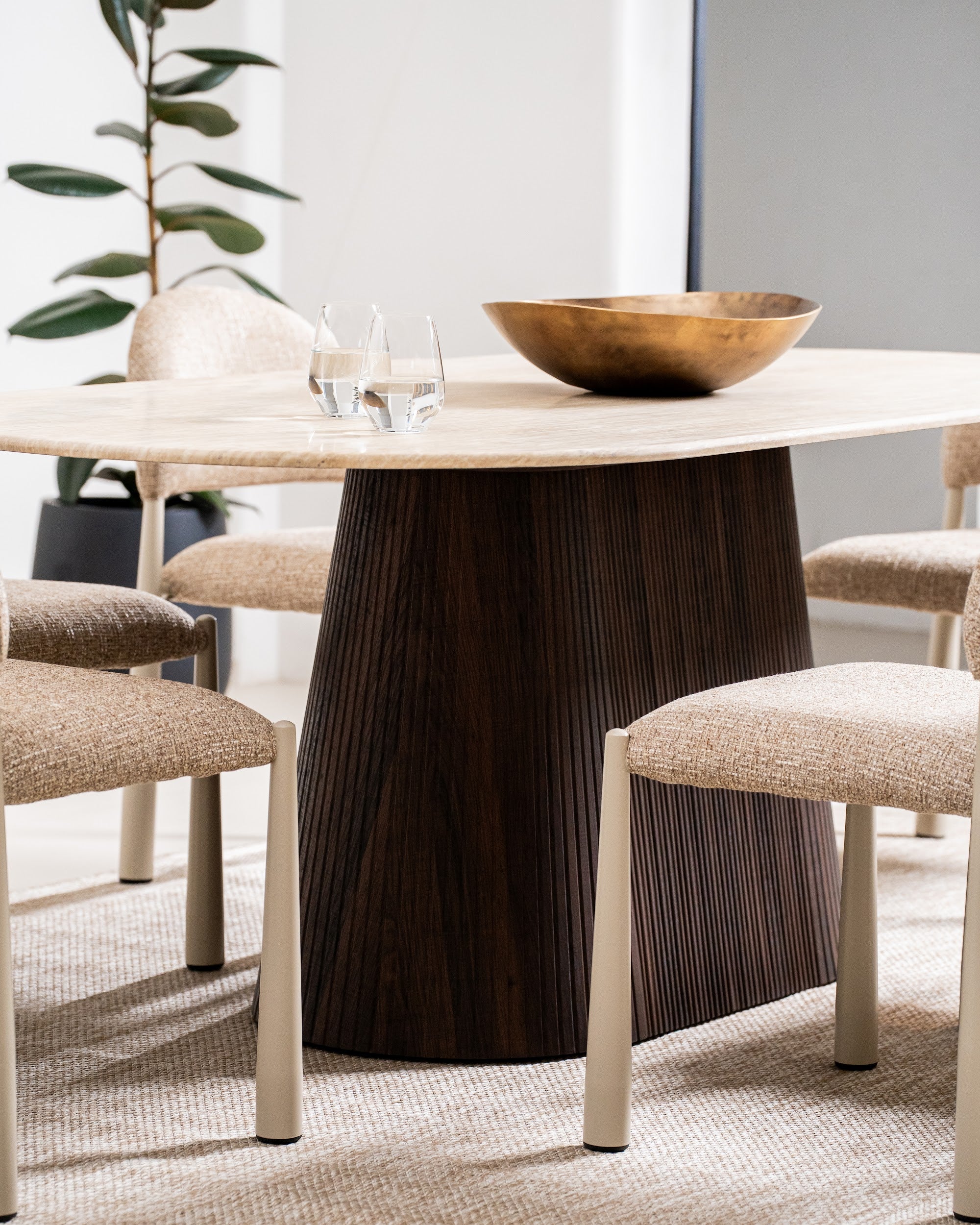 Crete Dining Table Travertine - image 4