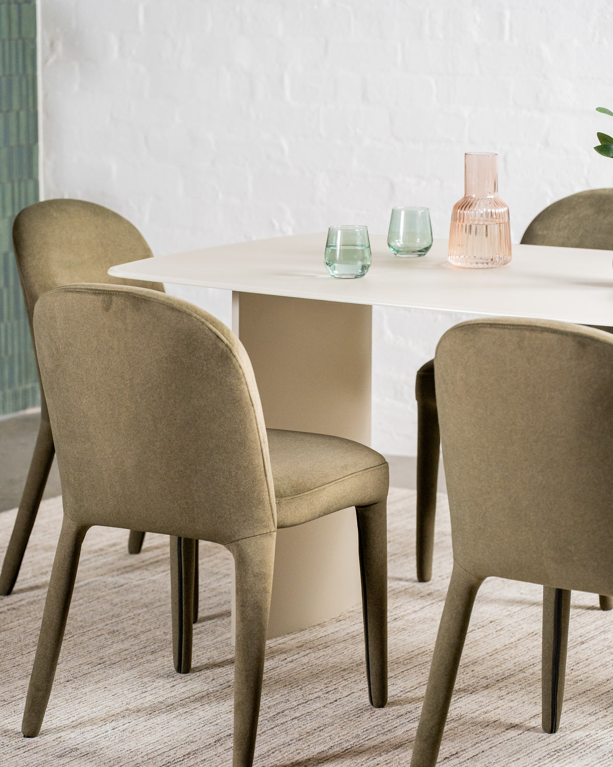 Vardo Dining Table Matte Tofu - image 22