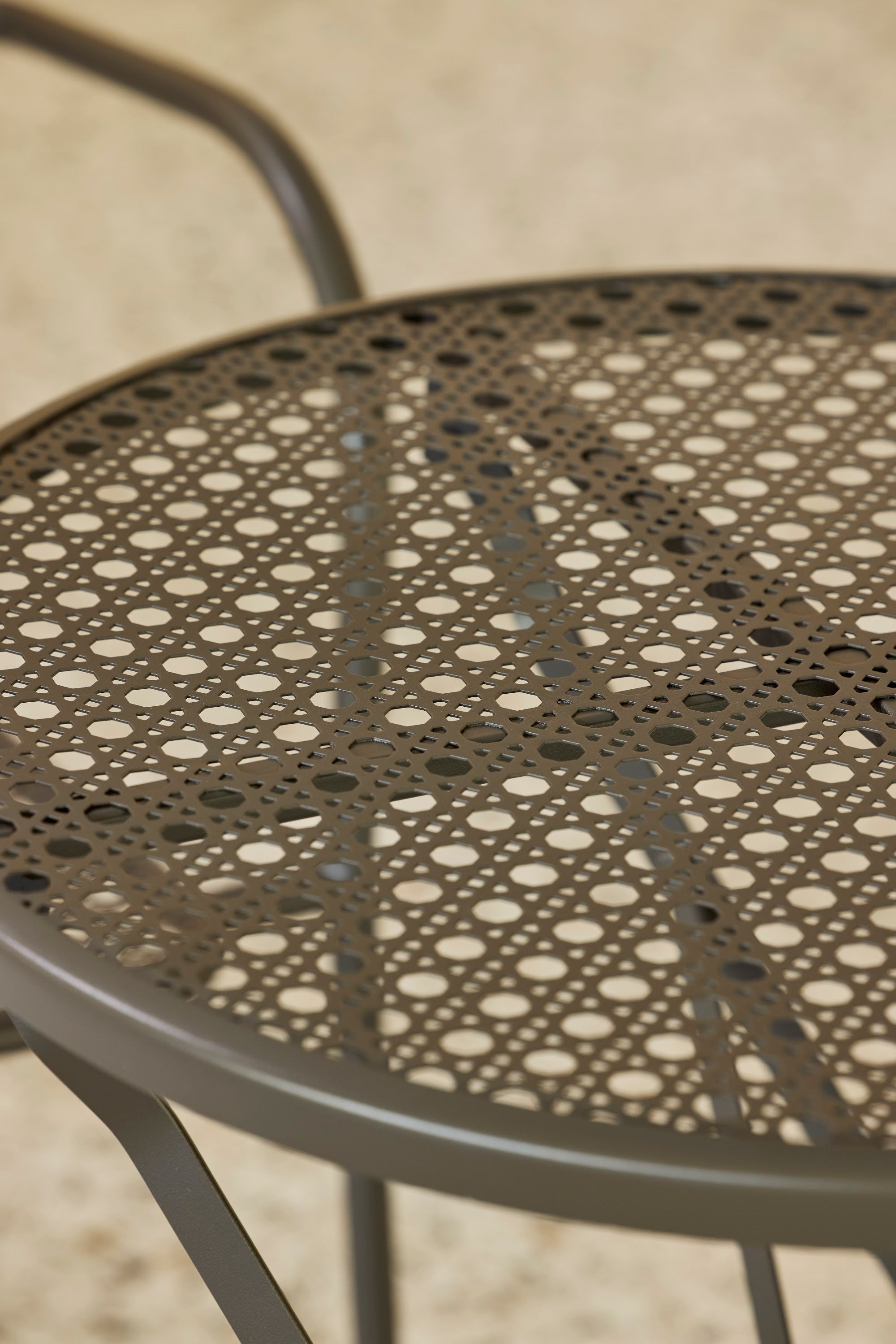 Haven Outdoor Table Espresso - image 1