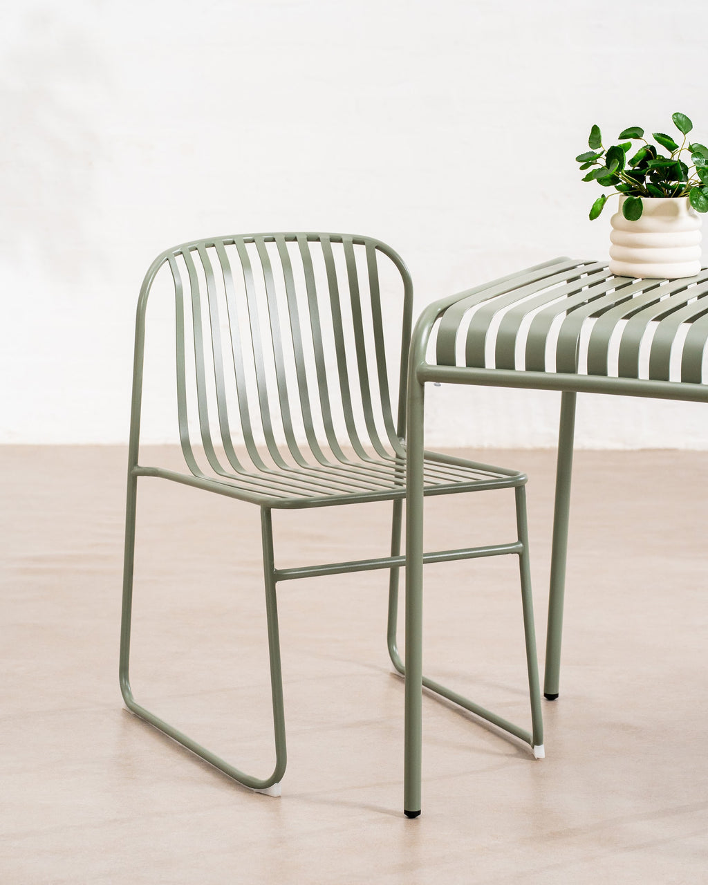 Swiss Small Dining Table Thyme Green - image 13
