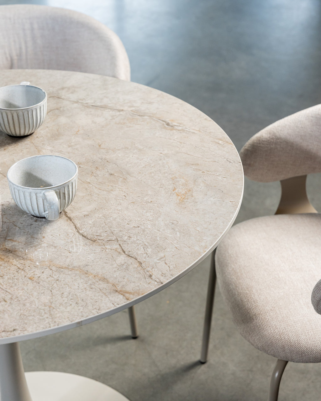 Scandi Medium Dining Table Rocky - image 26