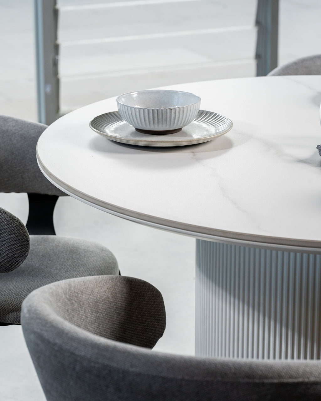 Windsor Dining Table Snow White Ceramic - image 23